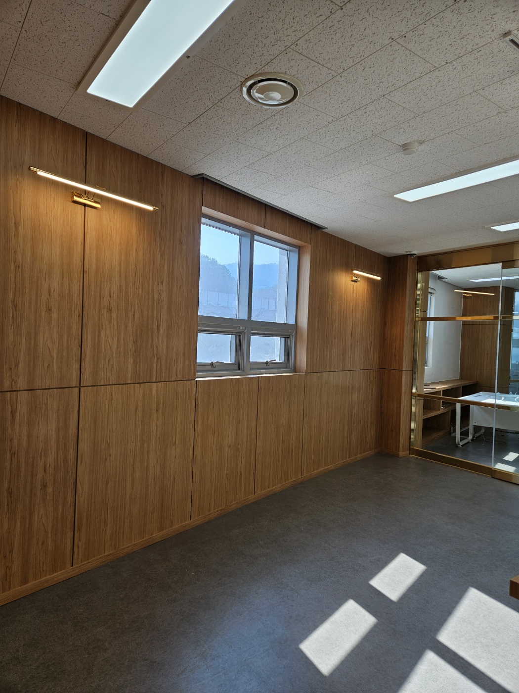 /user/m/misodesign/editor/2406/9e4034621ea95b43ba063253df92872f_1717333706_1534.jpg 이미지크게보기
